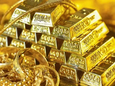 Giá vàng thế giới tăng mạnh, lên sát đỉnh lịch sử