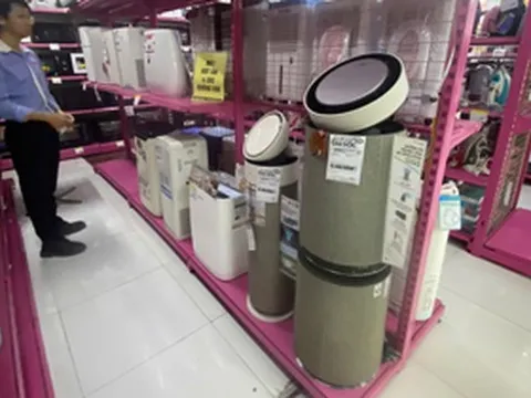 Hà Nội ô nhiễm, máy lọc không khí đắt hàng