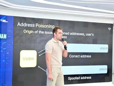 Cuộc chiến chống lừa đảo tiền điện tử và giải pháp từ Crystal Intelligence