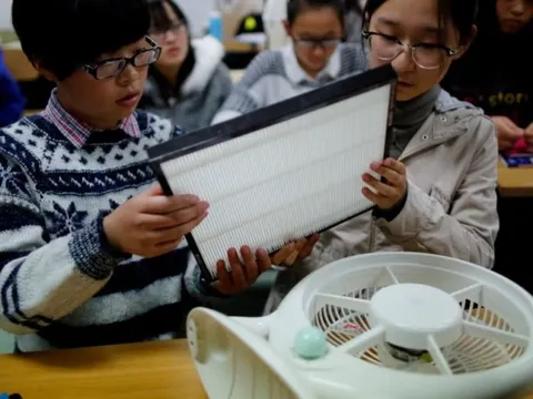 Máy lọc không khí thực sự lọc được bụi mịn PM2.5 hay chỉ là "cú lừa vĩ đại" để móc túi tiền dân thành phố?