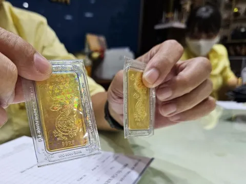 Giá vàng hôm nay 14-12: Tăng vọt, vẫn được dự báo bất ngờ