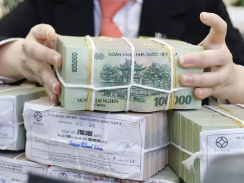 Lãi suất tăng nhanh, tiền nhàn rỗi sẽ chảy đi đâu?