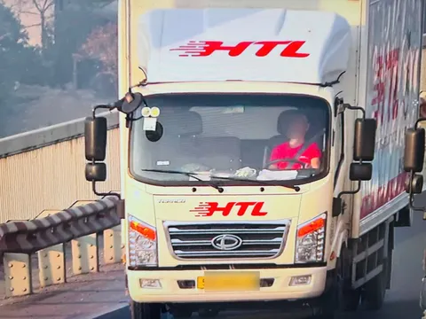 Camera AI ở Hà Nội 'zoom' tới 700m, lưu dữ liệu 75 ngày hỗ trợ truy vết vi phạm