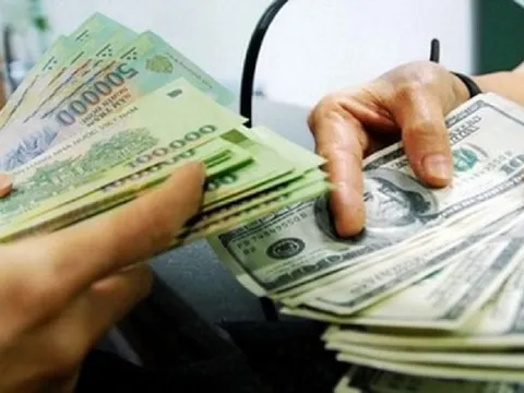 Mở hàng loạt tài khoản ngân hàng rồi sang Campuchia 'rửa tiền'