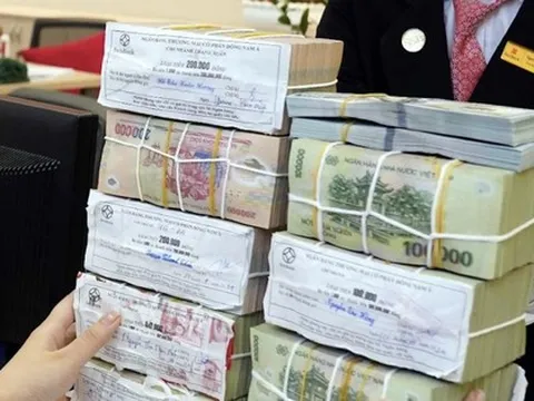 Có ngân hàng đưa lãi suất gửi tiết kiệm 6 tháng lên 7,5%/năm