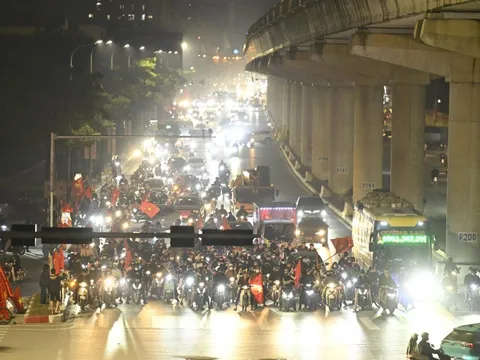 Đang “đi bão” thì chợt nhớ camera AI vẫn hoạt động 24/24!