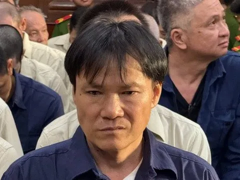 Vụ buôn lậu 1,7 triệu lít xăng dầu: Đề nghị mức án nặng với Giám đốc Minh Châu Bunkering