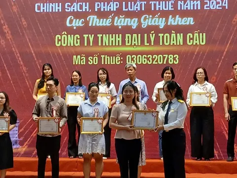 TPHCM tuyên dương 262 doanh nghiệp nộp thuế tiêu biểu