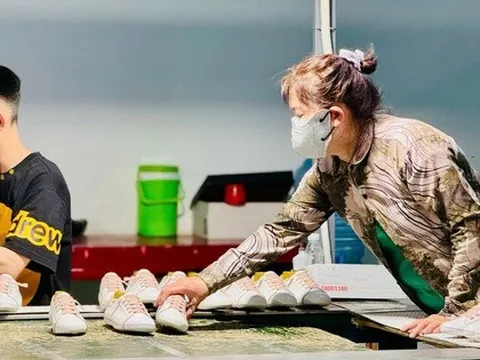 Tăng lương tối thiểu từ 1-1-2026: Doanh nghiệp phải điều chỉnh những khoản nào?