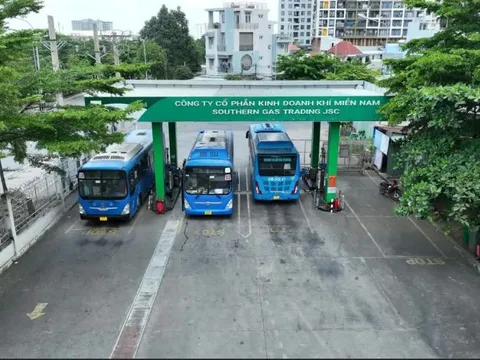 Gần 500 xe buýt ở TP Hồ Chí Minh có nguy cơ gián đoạn vì thiếu khí CNG
