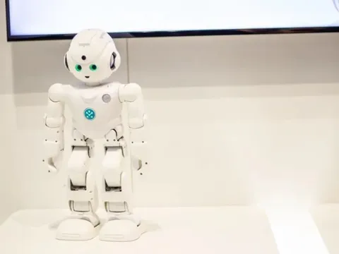 Hết cho robot đấm bốc, người Trung Quốc giờ lại 'hô biến' đưa AI vào gấu bông để tạo ra ngành công nghiệp tỷ USD