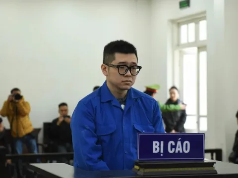 Ba luật sư bào chữa cho kẻ đánh phụ nữ trong chung cư Sky Central đều không đến toà