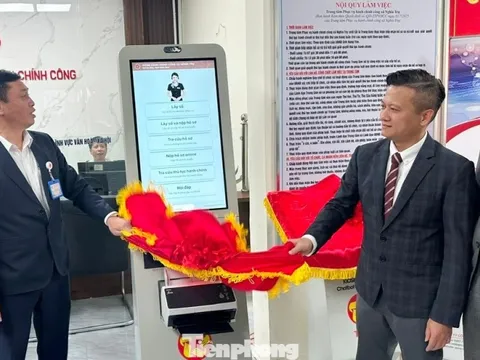 Xã đầu tiên ở Hưng Yên có robot AI làm thủ tục hành chính