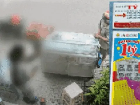 CLIP: Khoảnh khắc 2 người phụ nữ nhảy múa tưng bừng vì trúng độc đắc xổ số cào gây bão mạng