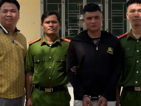 Bắt Nguyễn Tùng Phến