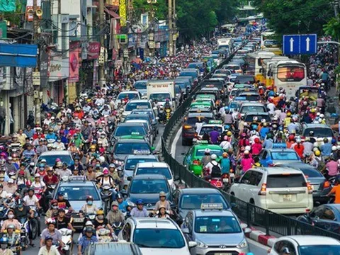Nóng: Hà Nội ra quyết định hạn chế một loạt phương tiện trong giờ cao điểm, xe tập lái cũng không được hoạt động