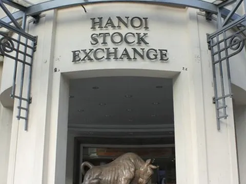 Gia hạn thời gian chuyển cổ phiếu từ HNX sang HoSE đến cuối năm 2026