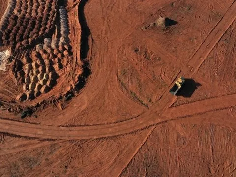 Trung Quốc đã căng: lập tức cấm xuất khẩu đất hiếm sang Nhật Bản