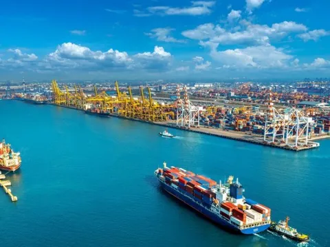 Tăng trưởng GDP Việt Nam vượt mọi dự báo, bất chấp áp lực thuế quan Mỹ