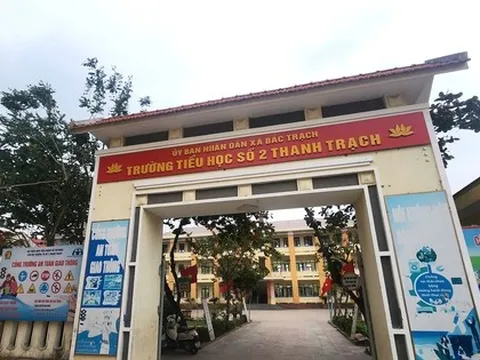 Giảng dạy "không lịch", Hiệu trưởng và Hiệu phó vẫn hưởng phụ cấp đều đặn 35%?