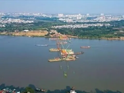 Đại công trường cầu Trần Hưng Đạo 16.000 tỷ đồng nhìn từ trên cao
