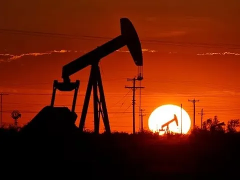 Từng tuyên bố sẽ trung thành với dầu Nga, quốc gia BRICS chuyển sang mua dầu từ nguồn cung không ngờ tới