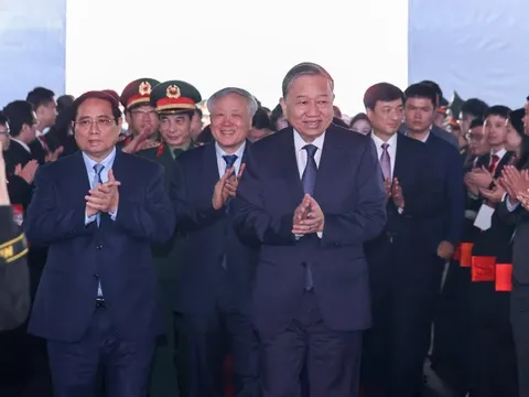 Tập đoàn có lãi gần 2,2 tỷ USD khởi công nhà máy chế tạo chip bán dẫn đầu tiên tại Việt Nam