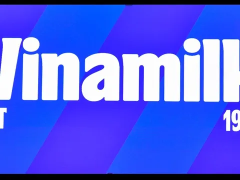 Cổ phiếu Vinamilk tăng vọt, cổ đông nhà nước có động thái bất ngờ