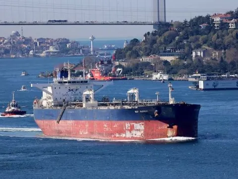 Phát hiện hạm đội tàu chở dầu ‘bóng tối’ của Nga âm thầm di chuyển đến một quốc gia