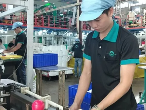 Cân nhắc giảm giờ làm cho người lao động