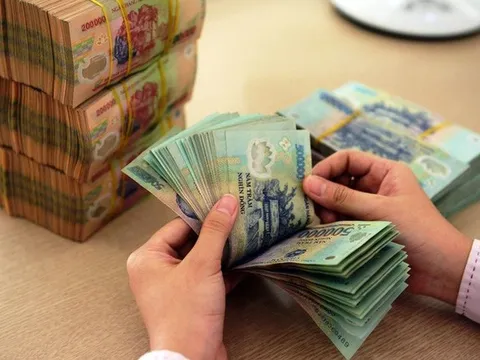 Tiền về tài khoản ngân hàng: 8 khoản tiền này bắt buộc phải đóng thuế nếu không muốn gặp rắc rối