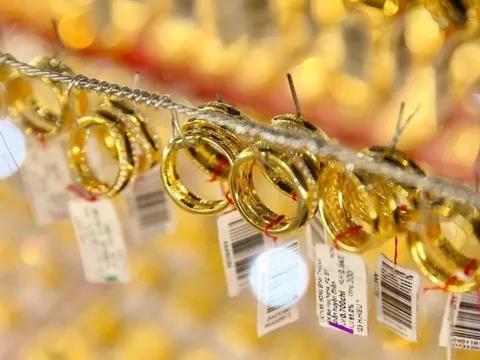 Giá vàng ngày 24/1 tăng vọt, vàng nhẫn Bảo Tín Minh Châu bán ra vượt 174 triệu đồng/lượng