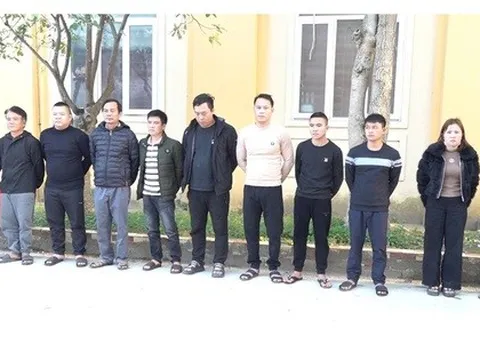 Bí mật trong hầm ngầm có 4 lớp cửa thép kiên cố luôn có người canh gác