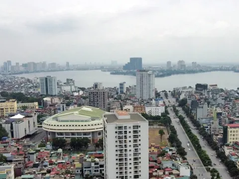 Giá nhà đất ven hồ Tây chạm mốc gần 2 tỷ đồng/m²