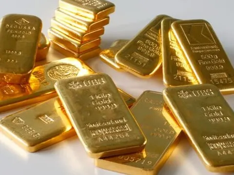 Tối 30/1, giá vàng, Bitcoin tiếp tục giảm mạnh