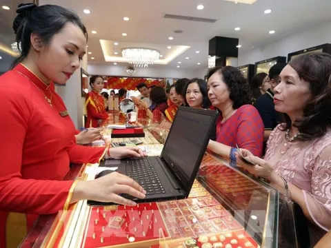 Ngày 1/2: Giá vàng SJC, vàng nhẫn tuần qua chứng kiến những biến động "chưa từng có"; nhà đầu tư lỗ nặng hơn 22 triệu đồng/lượng sau 2 ngày