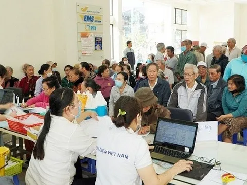 Thông tin quan trọng mà tất cả những người nhận được thông báo phát tiền trợ cấp Tết cần biết