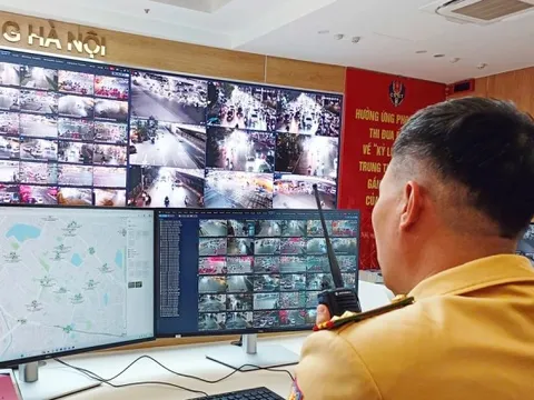 Đêm trắng tại 'bộ não' giao thông của Thủ đô