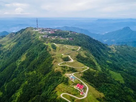 Việt Nam sắp có thêm cáp treo lên đỉnh núi, dự kiến rót hơn 7.300 tỷ