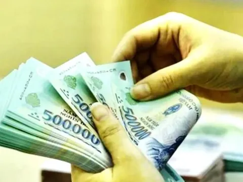 Đôn đốc doanh nghiệp chi trả đầy đủ lương, thưởng Tết cho người lao động