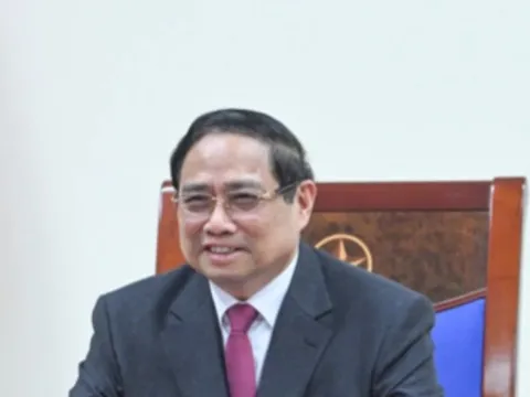 Việt Nam đề nghị Singapore hợp tác phát triển trung tâm tài chính