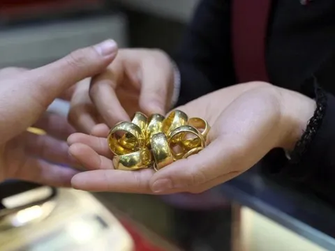 Giá vàng SJC, vàng nhẫn trơn chiều nay ngày 12/2