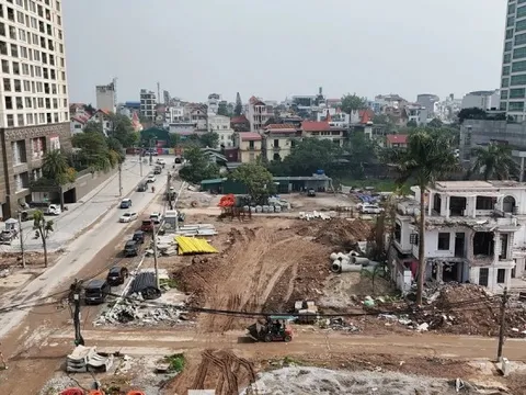 Chủ tịch Hà Nội yêu cầu quan tâm đến đời sống người dân sau giải phóng mặt bằng