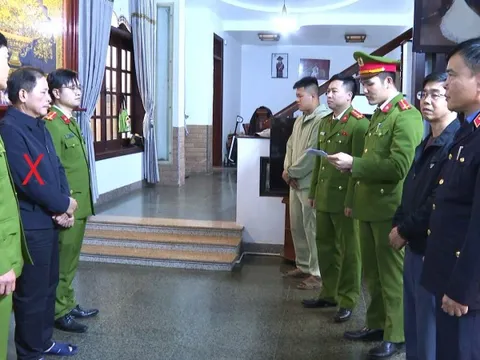 Thi hành lệnh bắt tạm giam giám đốc Lê Văn Lưu và kế toán Vũ Thùy Dương