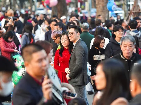 Thời tiết mùng 1 Tết: Bắc Bộ đón không khí lạnh, Nam Bộ có nơi nóng trên 35°C