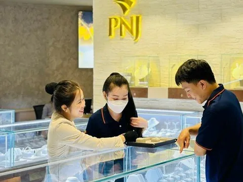 Sáng mùng 2 Tết, giá vàng miếng SJC, vàng nhẫn giảm tiếp