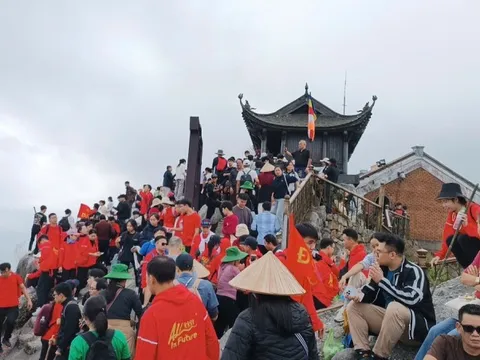 Du lịch đầu xuân Bính Ngọ 2026: Hàng loạt điểm tắc cứng, khách bỏ cuộc ra về