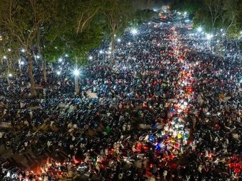 300.000 người đổ về Hội Xuân núi Bà Đen năm 2026