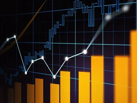 Khai xuân Bính Ngọ, VN-Index tăng hơn 23 điểm