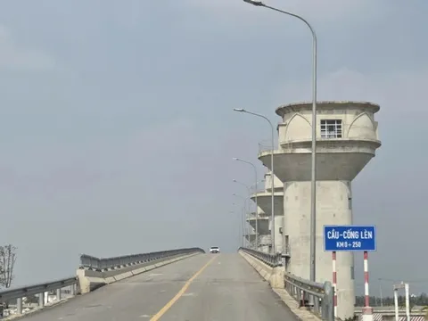 Cầu cống thủy lợi 'khủng' ở Thanh Hoá chính thức được tháo rào, thông xe